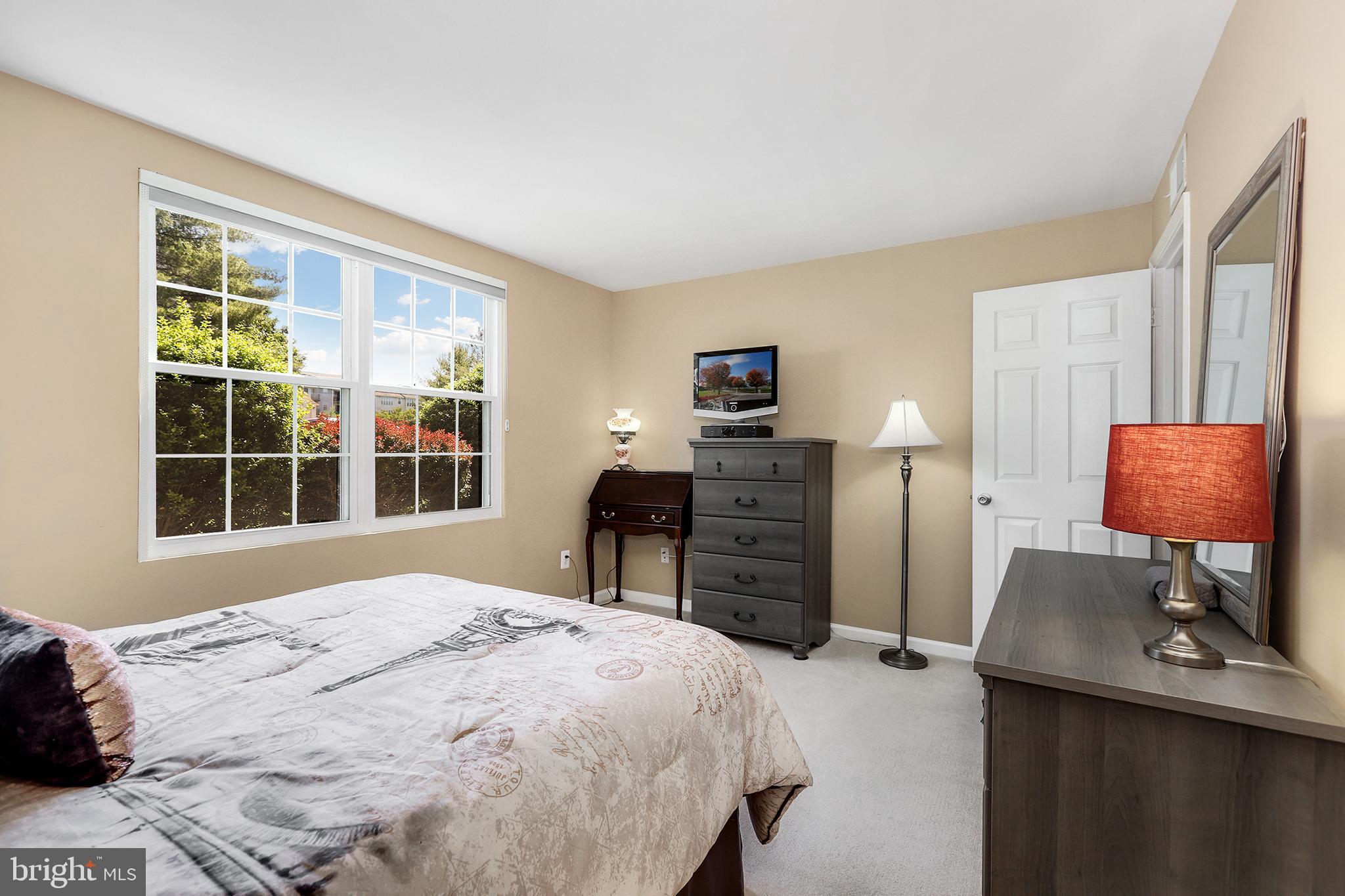 127 Fort Evans Road Southeast, Unit B Leesburg, VA 20175 - Photo 19 of 31 Gallery Image 19