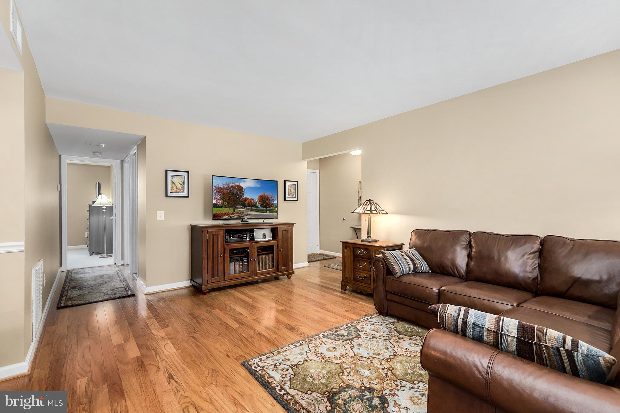 127 Fort Evans Road Southeast, Unit B Leesburg, VA 20175 - Photo 5 of 31 Gallery Image 5