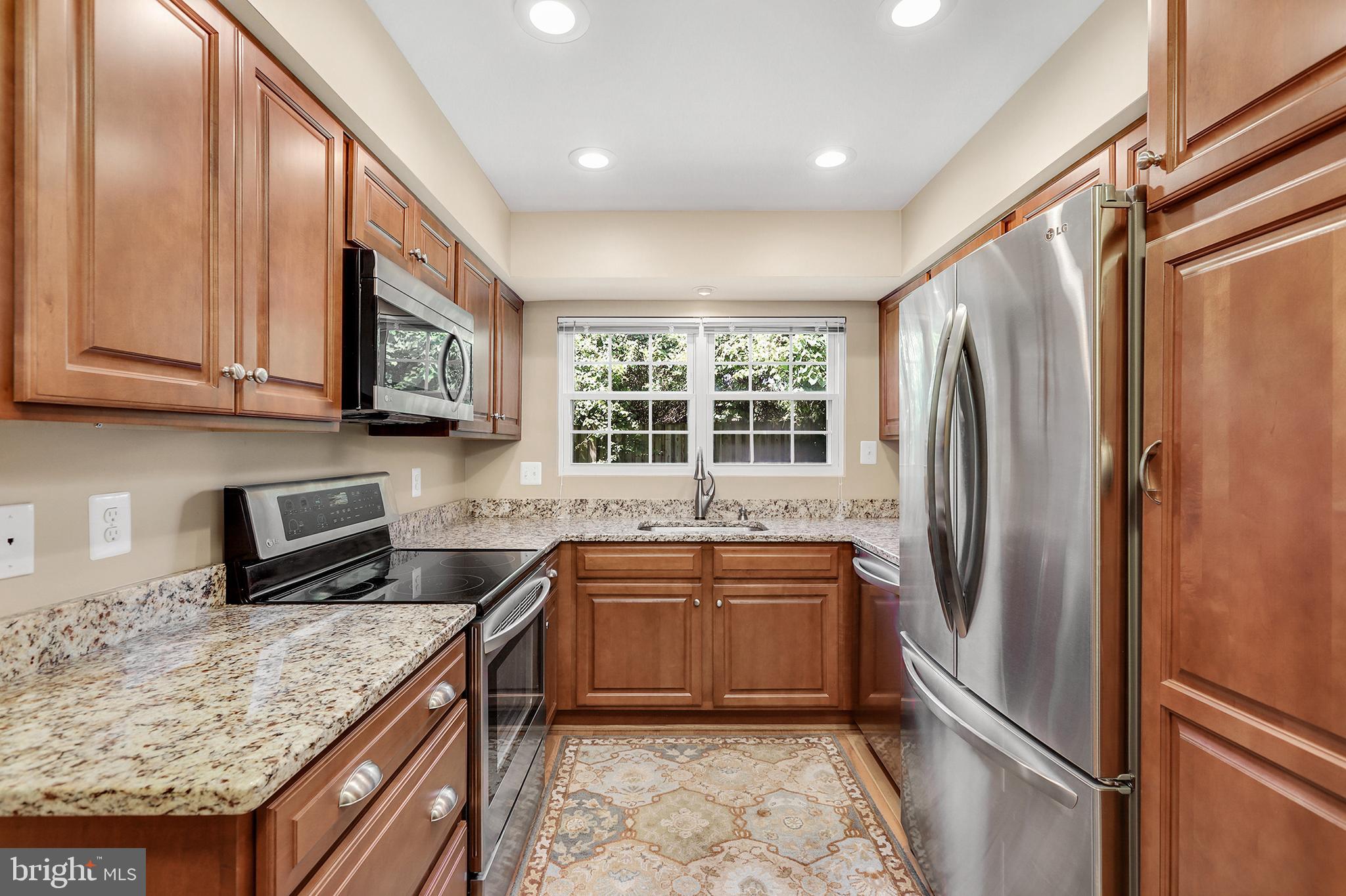 127 Fort Evans Road Southeast, Unit B Leesburg, VA 20175 - Photo 9 of 31 Gallery Image 9