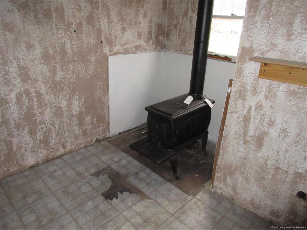 1387 East Temple Road English, IN 47118 - Photo 4 of 9 Gallery Image 4