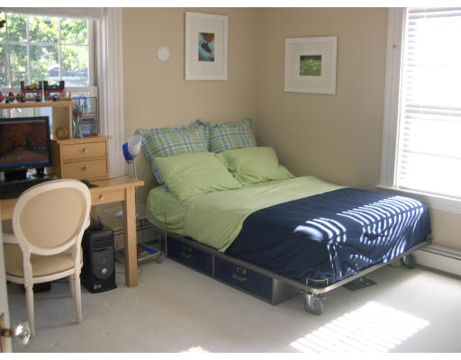 6 Midland Road Wellesley, MA 02482 - Photo 7 of 11