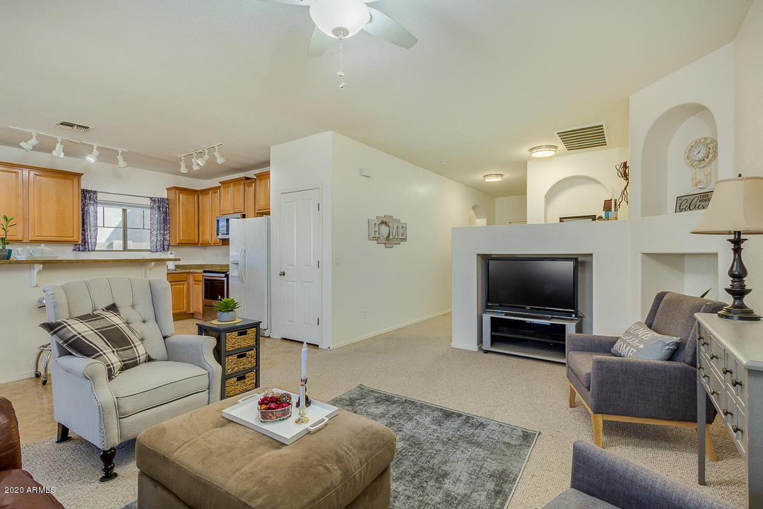 45418 West Rhea Road Maricopa, AZ 85139 - Photo 5 of 39
