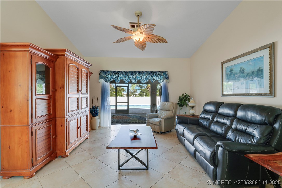 5439 Southeast Horseshoe Point Road Stuart, FL 34997 - Photo 16 of 53 Gallery Image 16
