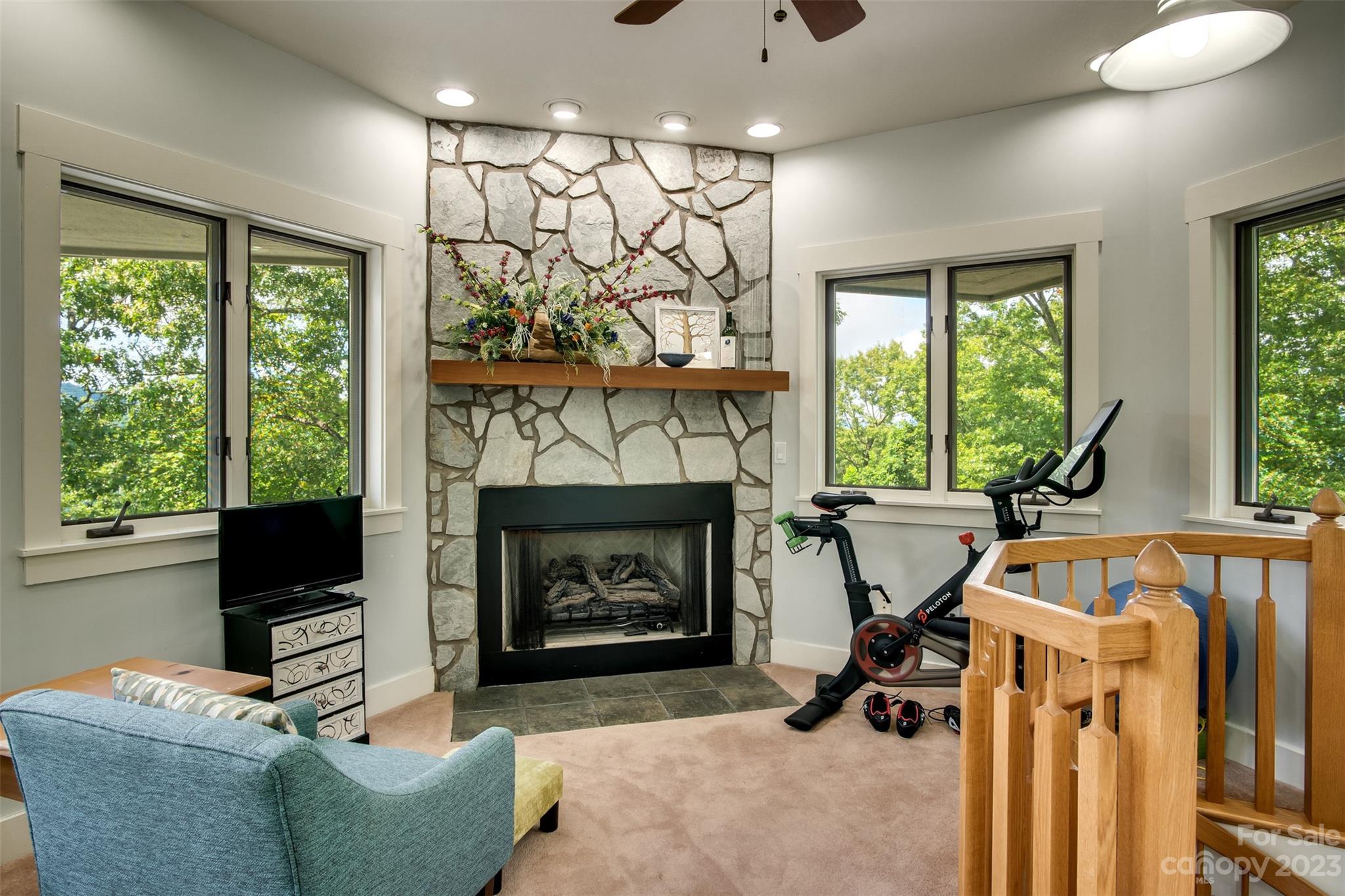 5 Sunset Ridge Whittier, NC 28789 - Photo 19 of 48 Gallery Image 19
