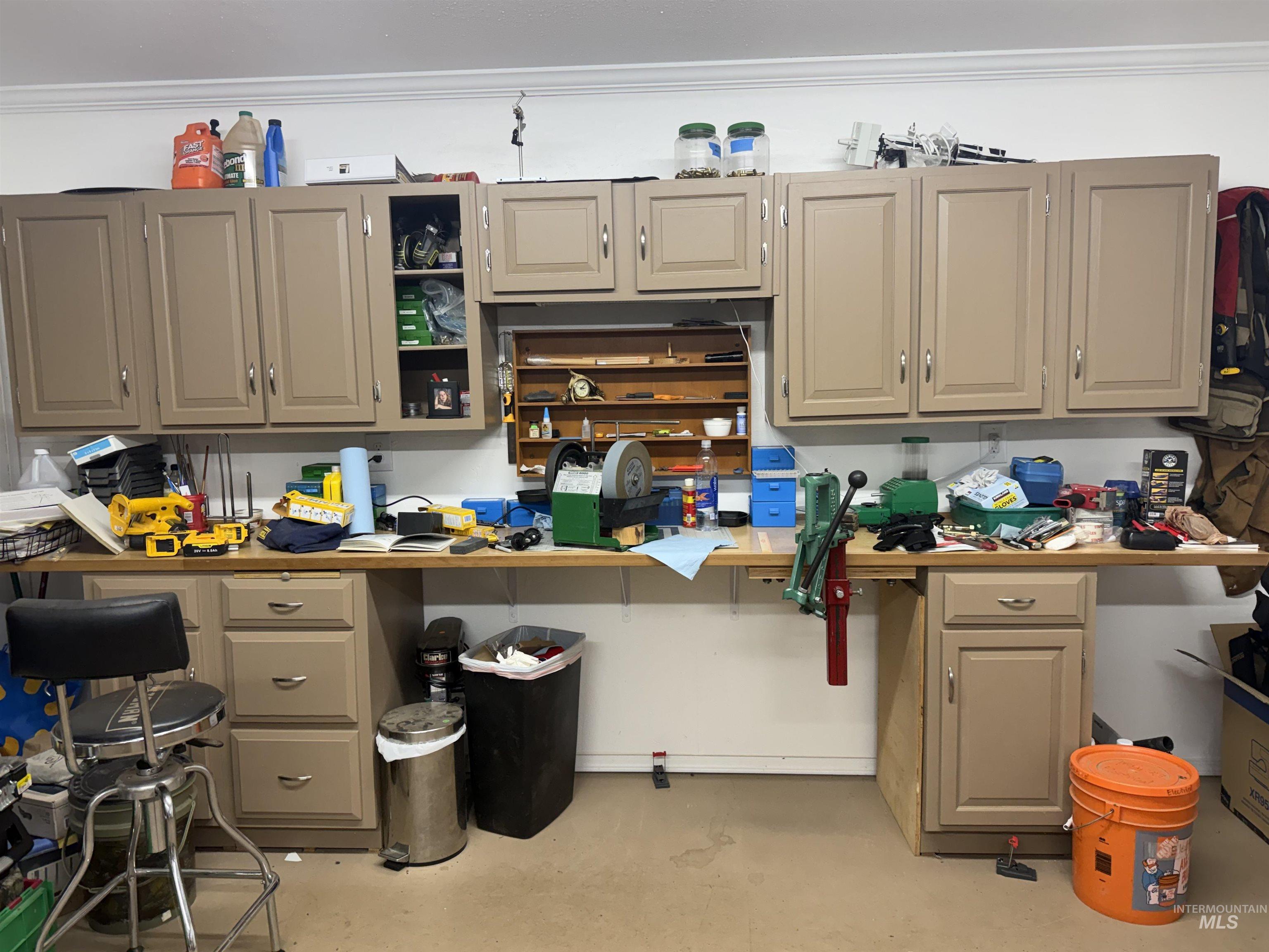 1653 Kidder Ridge Road Kamiah, ID 83536 - Photo 28 of 47 Kitchen with concrete floors and crown molding