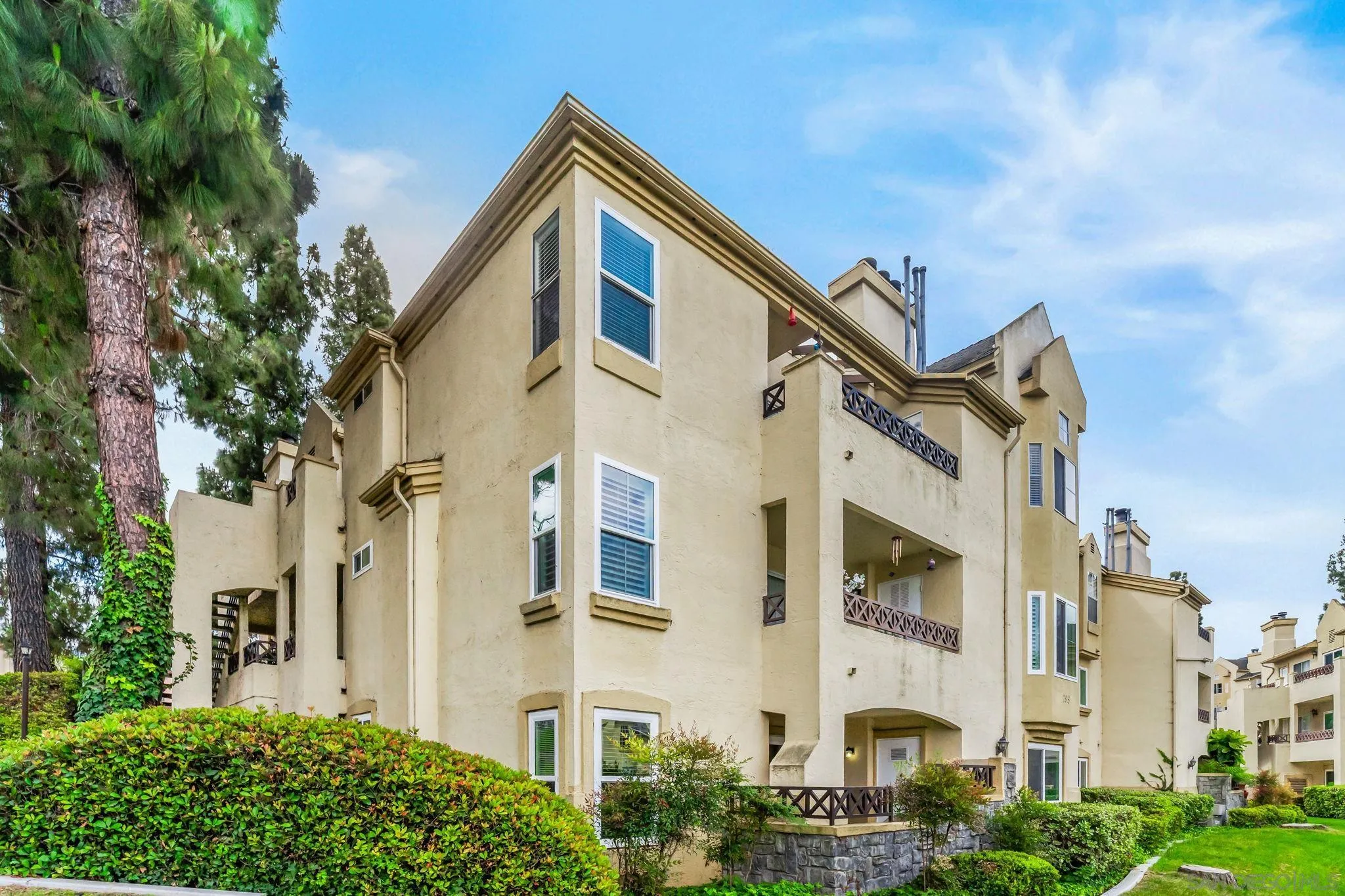 795 Brookstone Road, Unit 101 Chula Vista, CA 91913 - Photo 1 of 25 Gallery Image 1