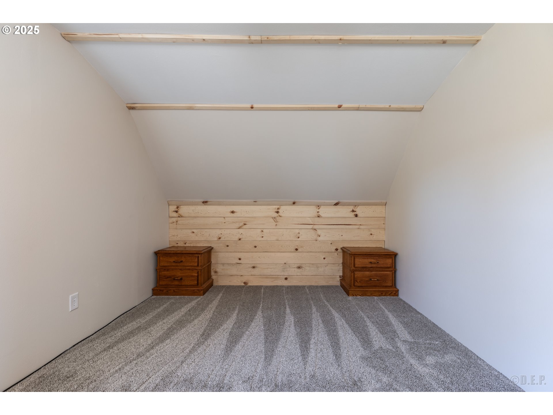 70392 Schumacher Road Rainier, OR 97048 - Photo 22 of 42 Bedroom