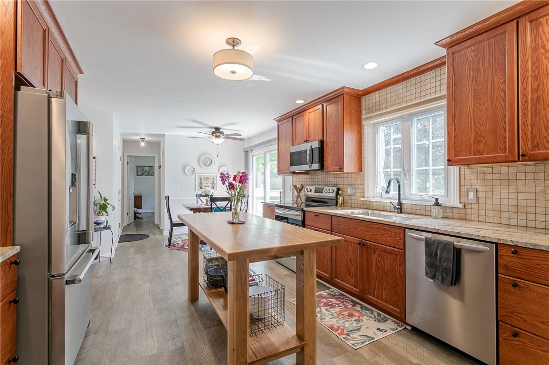 23 Cranston Road Pittsford, NY 14534 - Photo 14 of 30