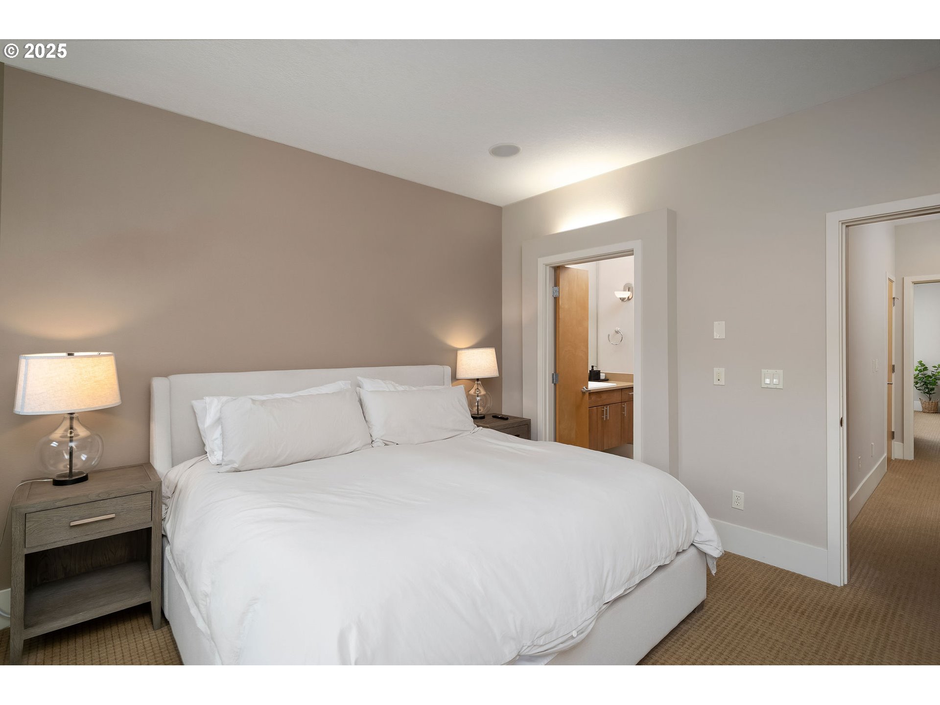10258 Southwest Taylor Street Portland, OR 97225 - Photo 16 of 34 Gallery Image 16
