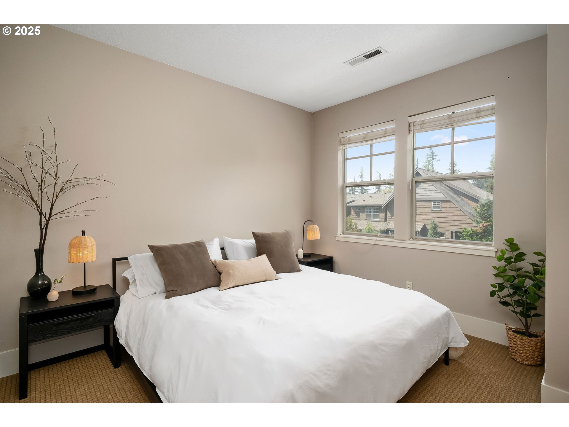 10258 Southwest Taylor Street Portland, OR 97225 - Photo 21 of 34 Gallery Image 21