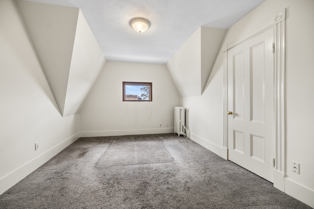 17 Upland Road Everett, MA 02149 - Photo 28 of 40