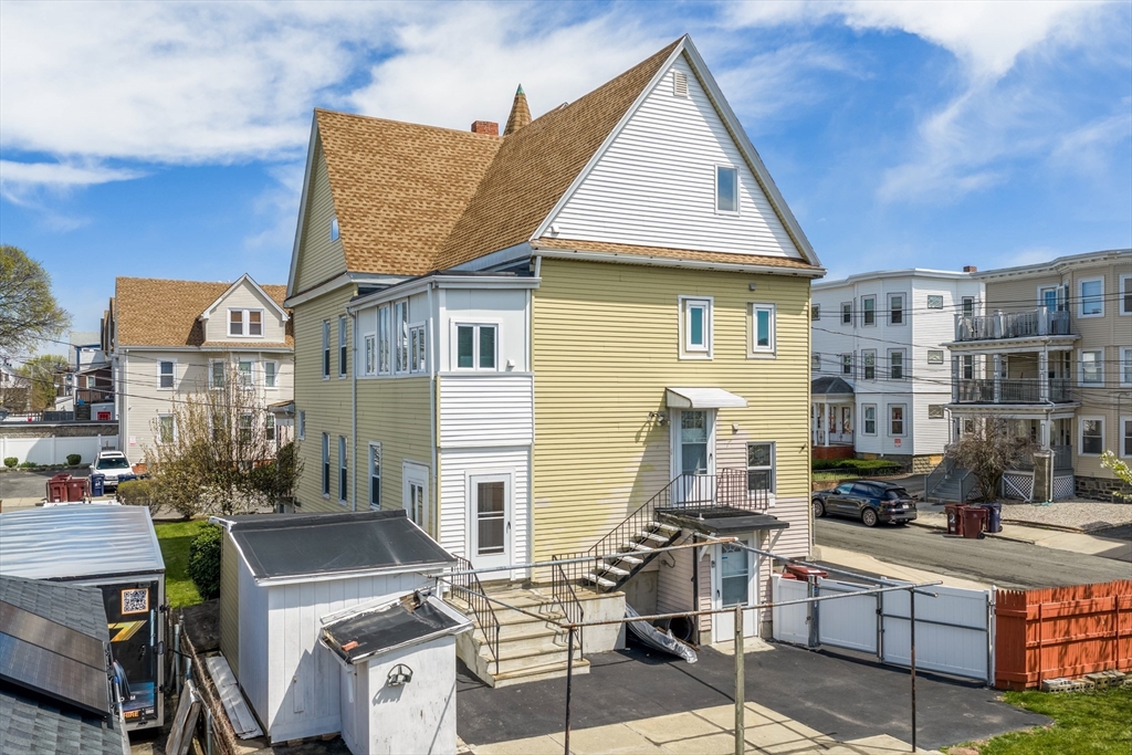 17 Upland Road Everett, MA 02149 - Photo 37 of 40