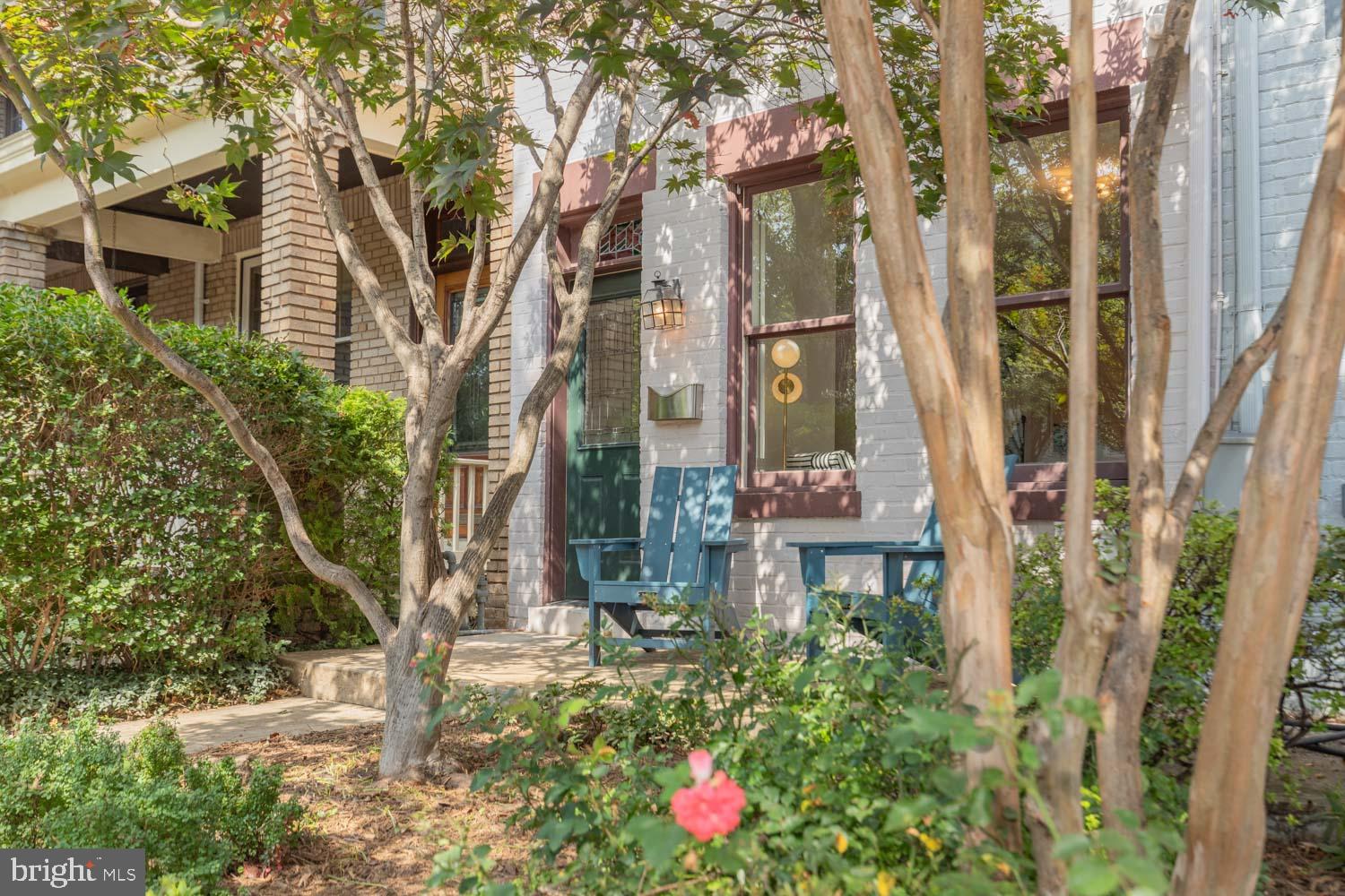 1220 C Street Southeast Washington, DC 20003 - Photo 2 of 25