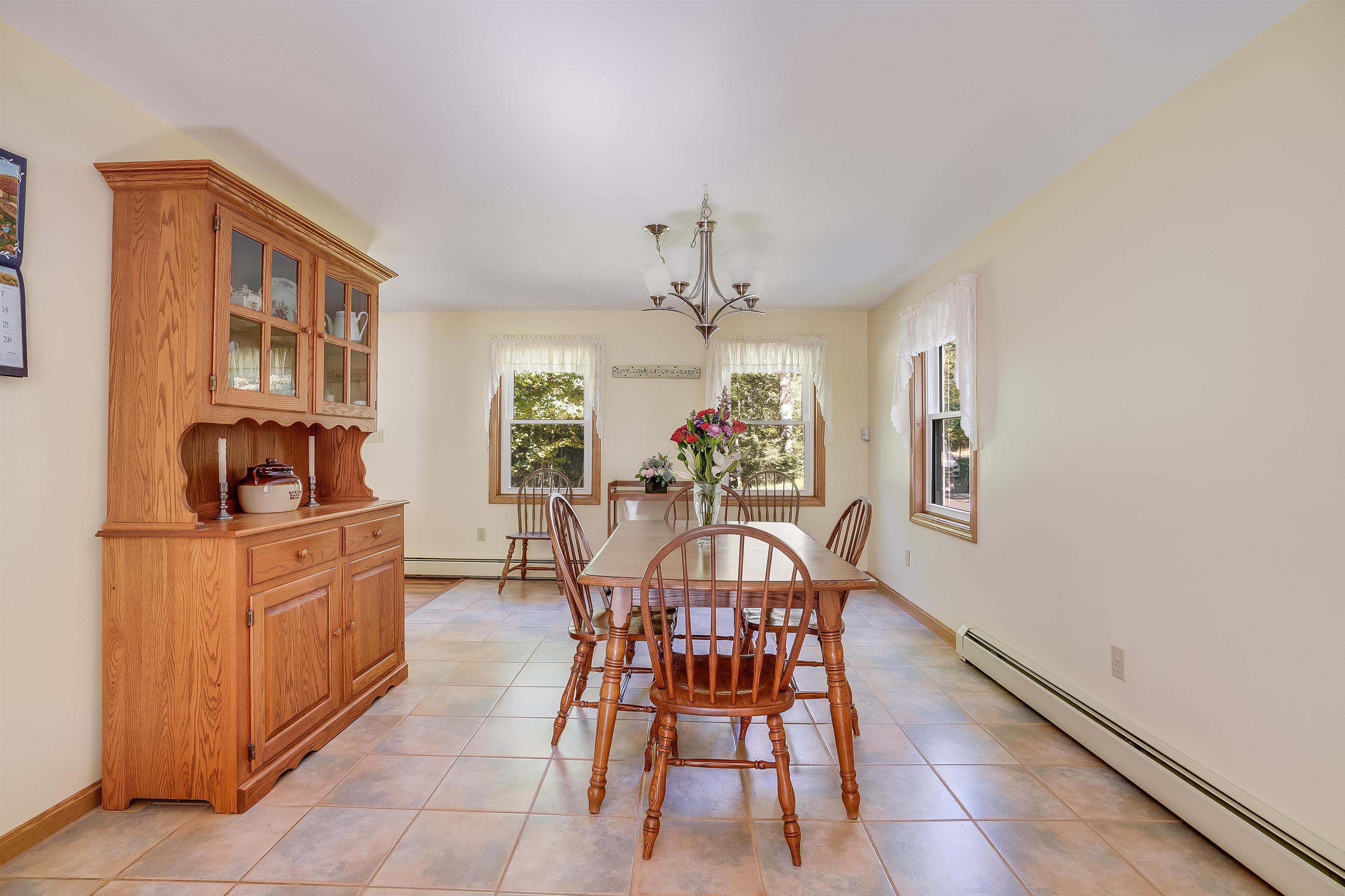 58 Long Pond Road Danville, NH 03819 - Photo 4 of 36 Gallery Image 4