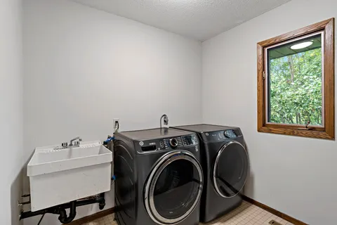$625,000 | 18920 27th Avenue North, Plymouth, MN 55447