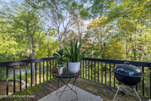 $375,000 | 5005 Pine Ridge Road, East Stroudsburg, PA 18302