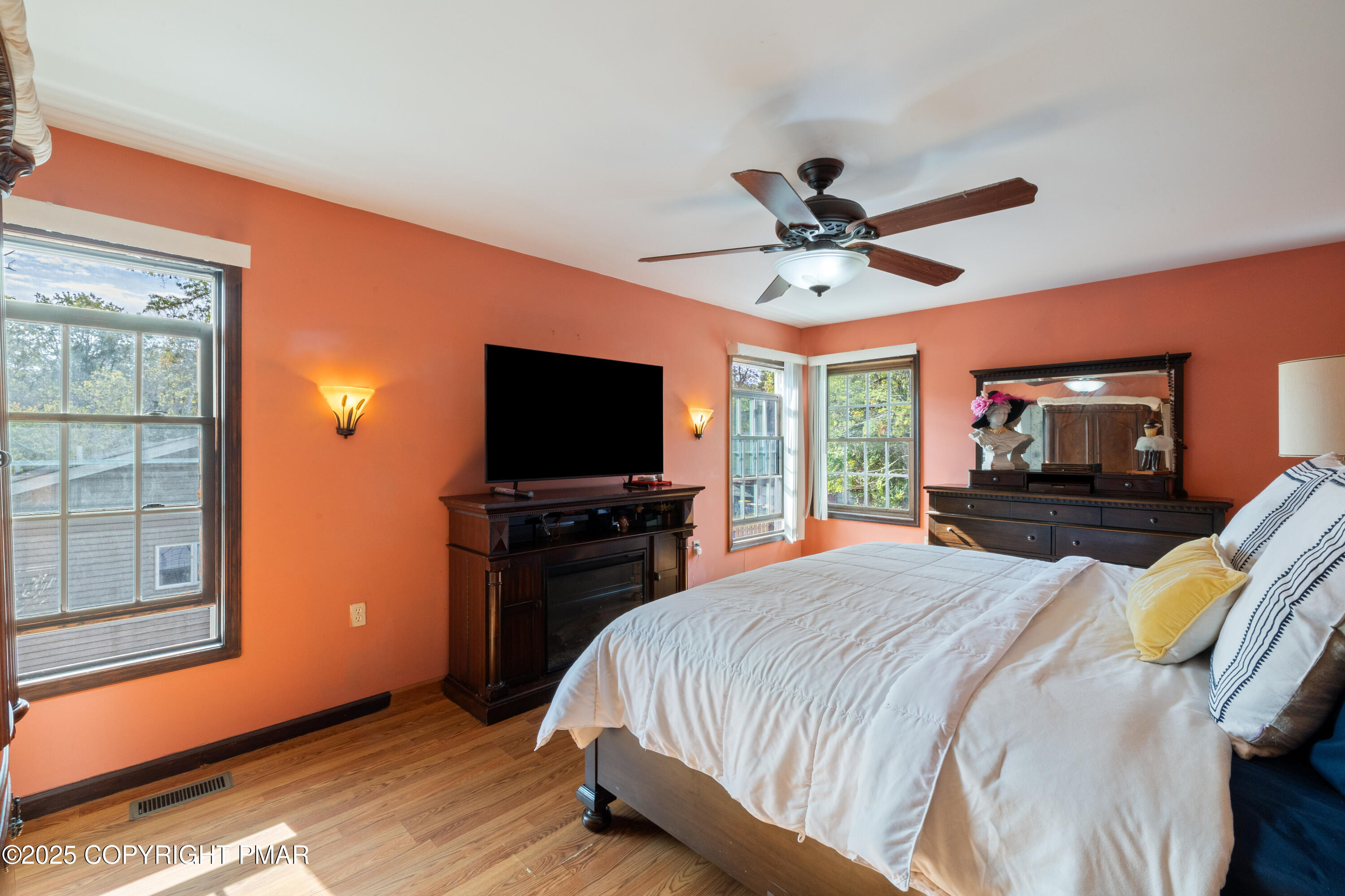 5005 Pine Ridge Road East Stroudsburg, PA 18302 - Photo 10 of 28 Primary Bathroom