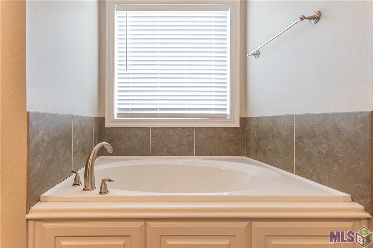 33642 Browning Road Denham Springs, LA 70706 - Photo 16 of 21