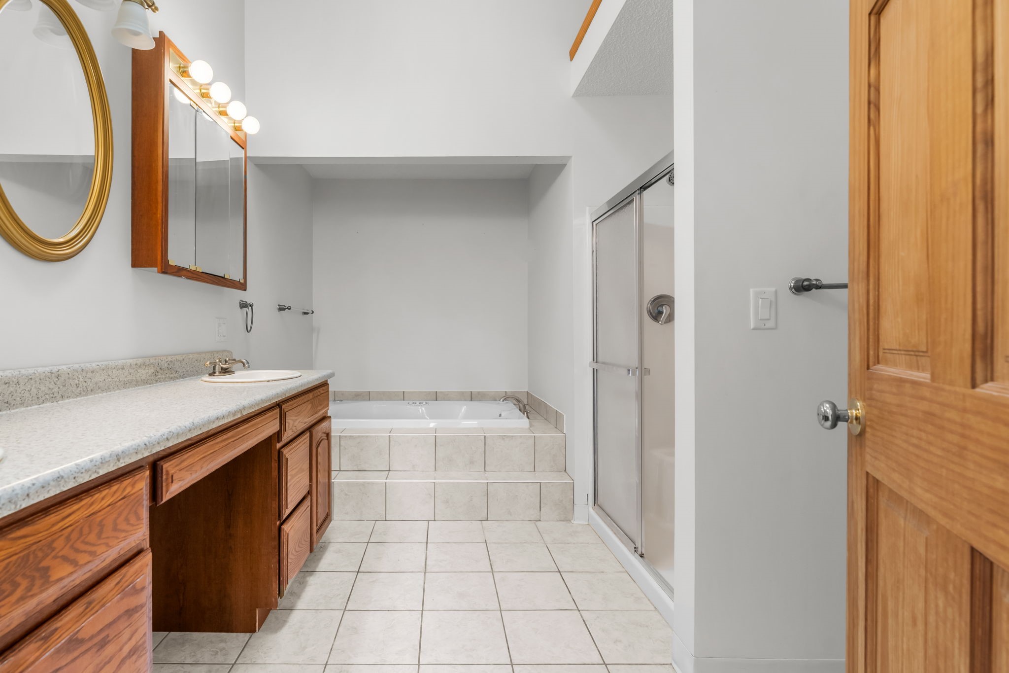 531 Clubhouse Road Vestal, NY 13850 - Photo 20 of 37 Gallery Image 20
