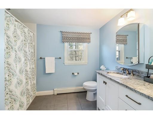 36 Oriole Road Medfield, MA 02052 - Photo 20 of 30 Gallery Image 20