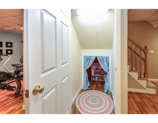 36 Oriole Road Medfield, MA 02052 - Photo 26 of 30 Gallery Image 26