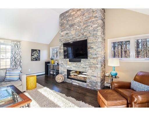 36 Oriole Road Medfield, MA 02052 - Photo 4 of 30 Gallery Image 4