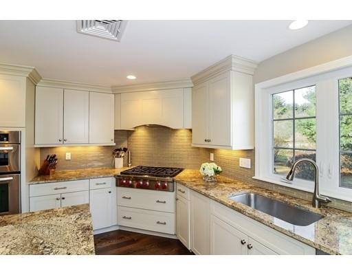36 Oriole Road Medfield, MA 02052 - Photo 8 of 30 Gallery Image 8