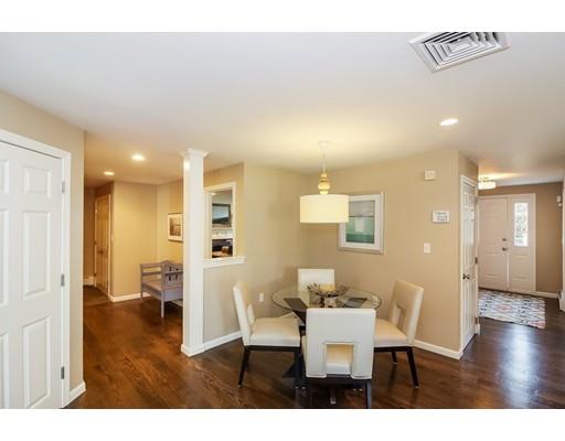 36 Oriole Road Medfield, MA 02052 - Photo 10 of 30 Gallery Image 10