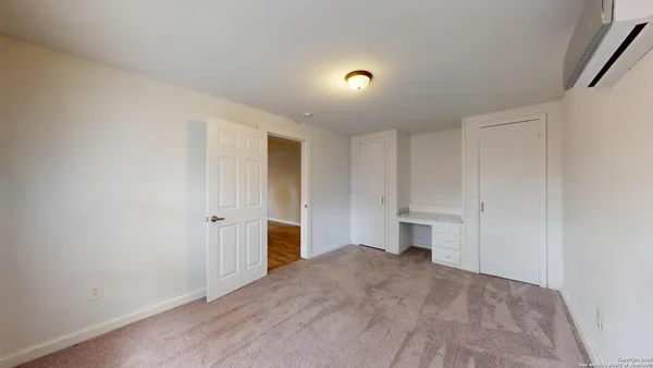 a view of empty room