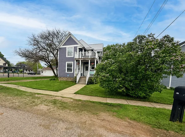 $259,900 | 216 Oak Street, Hopkins, MI 49328