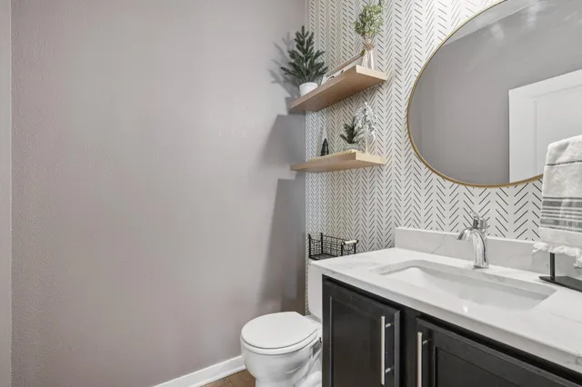 $549,900 | W206-n17471 Hidden Creek Road, Jackson, WI 53037