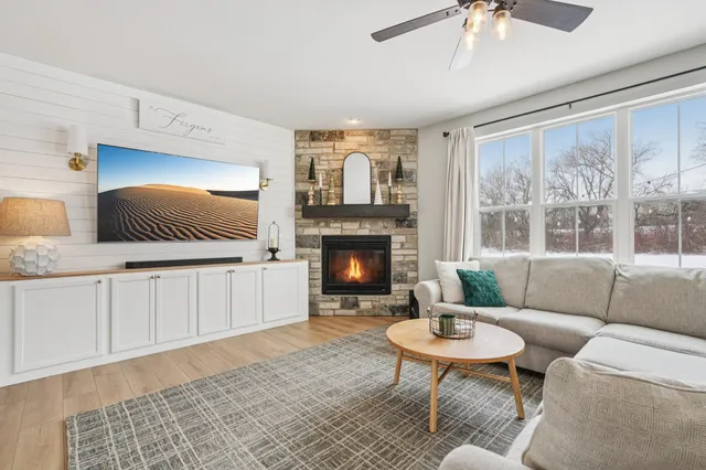 $549,900 | W206-n17471 Hidden Creek Road, Jackson, WI 53037