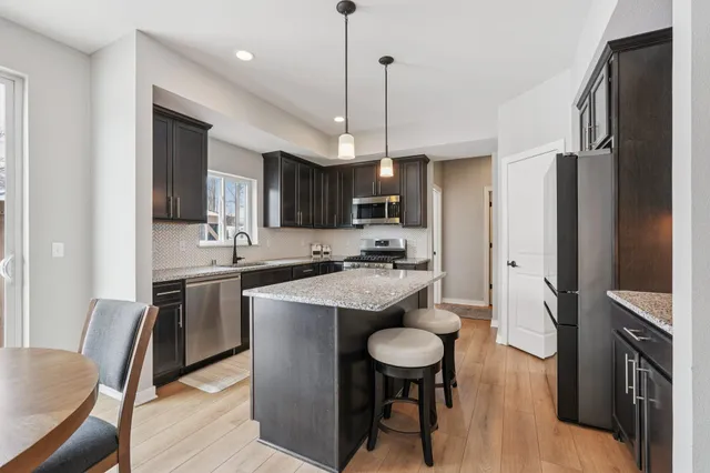 $549,900 | W206-n17471 Hidden Creek Road, Jackson, WI 53037