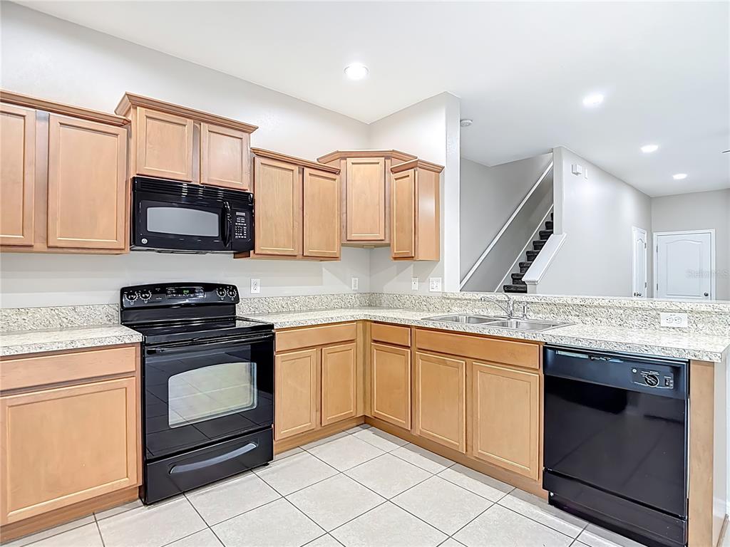 20451 Berrywood Lane Tampa, FL 33647 - Photo 14 of 57