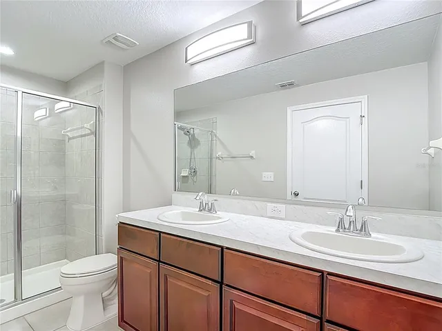 $2,200 | 20451 Berrywood Lane, Tampa, FL 33647