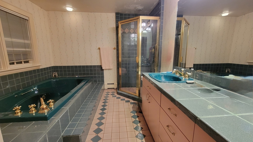 99 Walnut Hill Road Newton, MA 02461 - Photo 13 of 16 Gallery Image 13