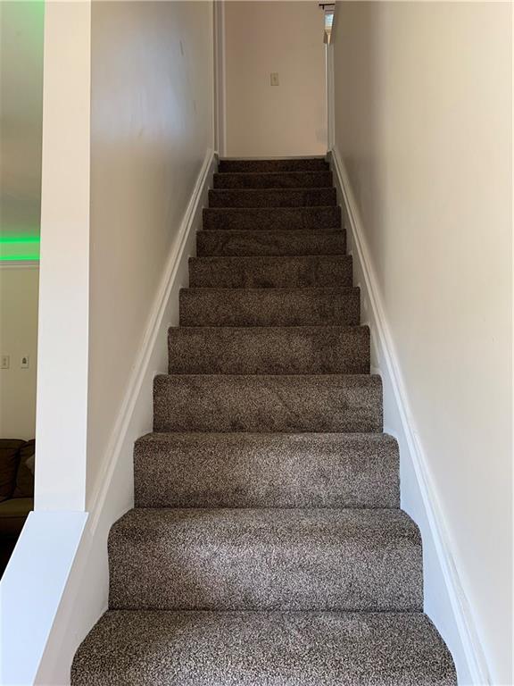 517 Connecticut Avenue Rochester, PA 15074 - Photo 9 of 21 Gallery Image 9