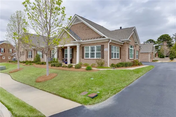$450,000 | 3765 Ridgehurst Drive, Buford, GA 30519