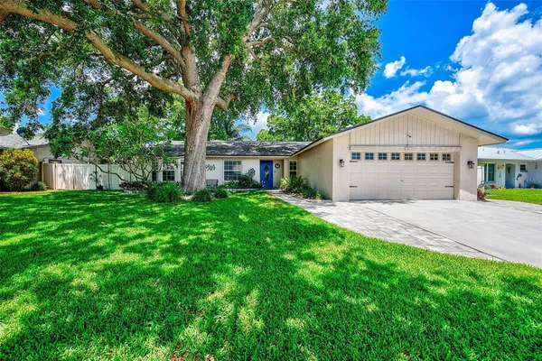 $550,000 | 486 Belmist Court, Dunedin, FL 34698