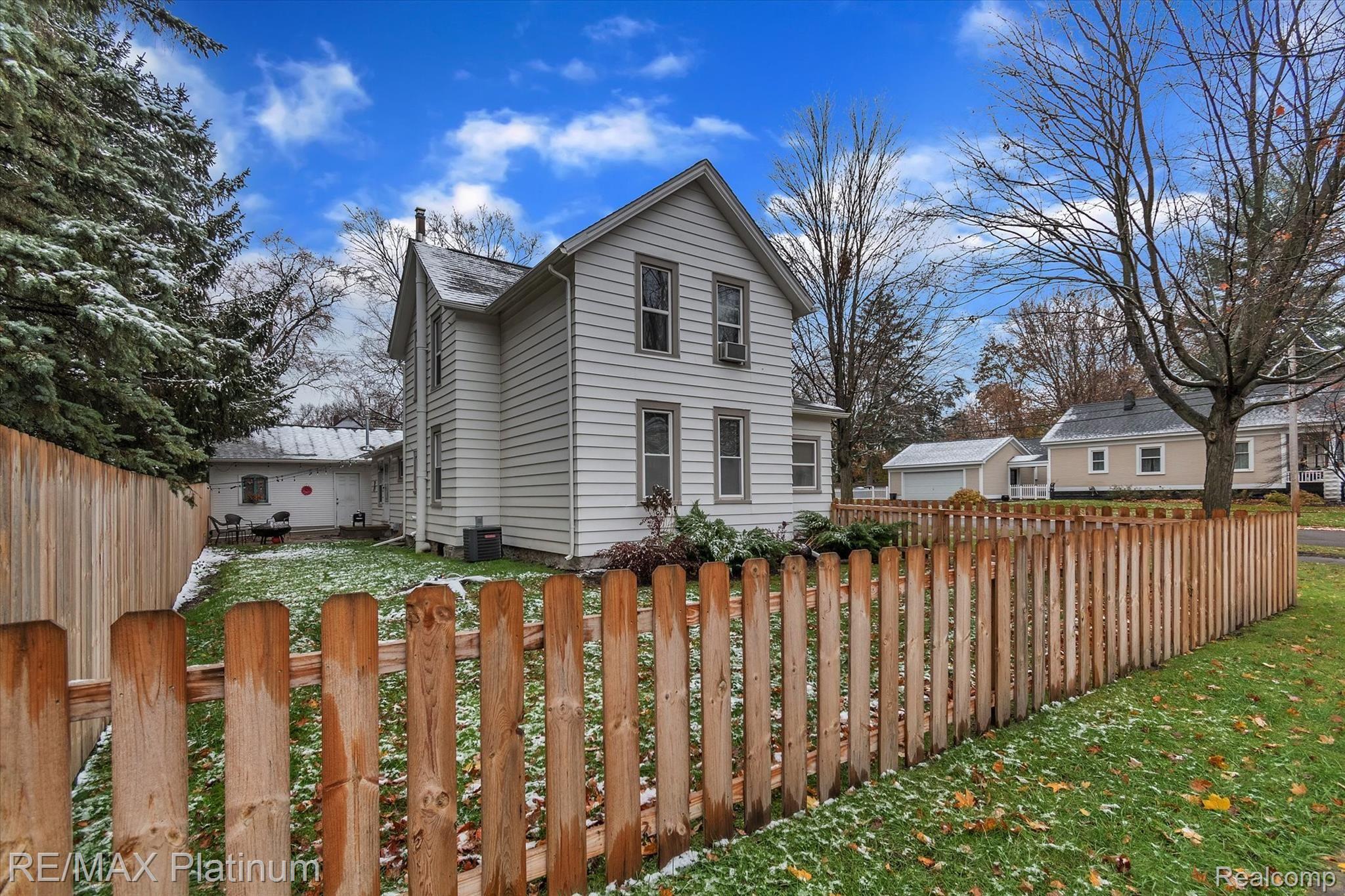 220 Jewett Street Howell, MI 48843 - Photo 28 of 30 38-220 Jewett-Windowstill Real Estate Photography-38.jpg