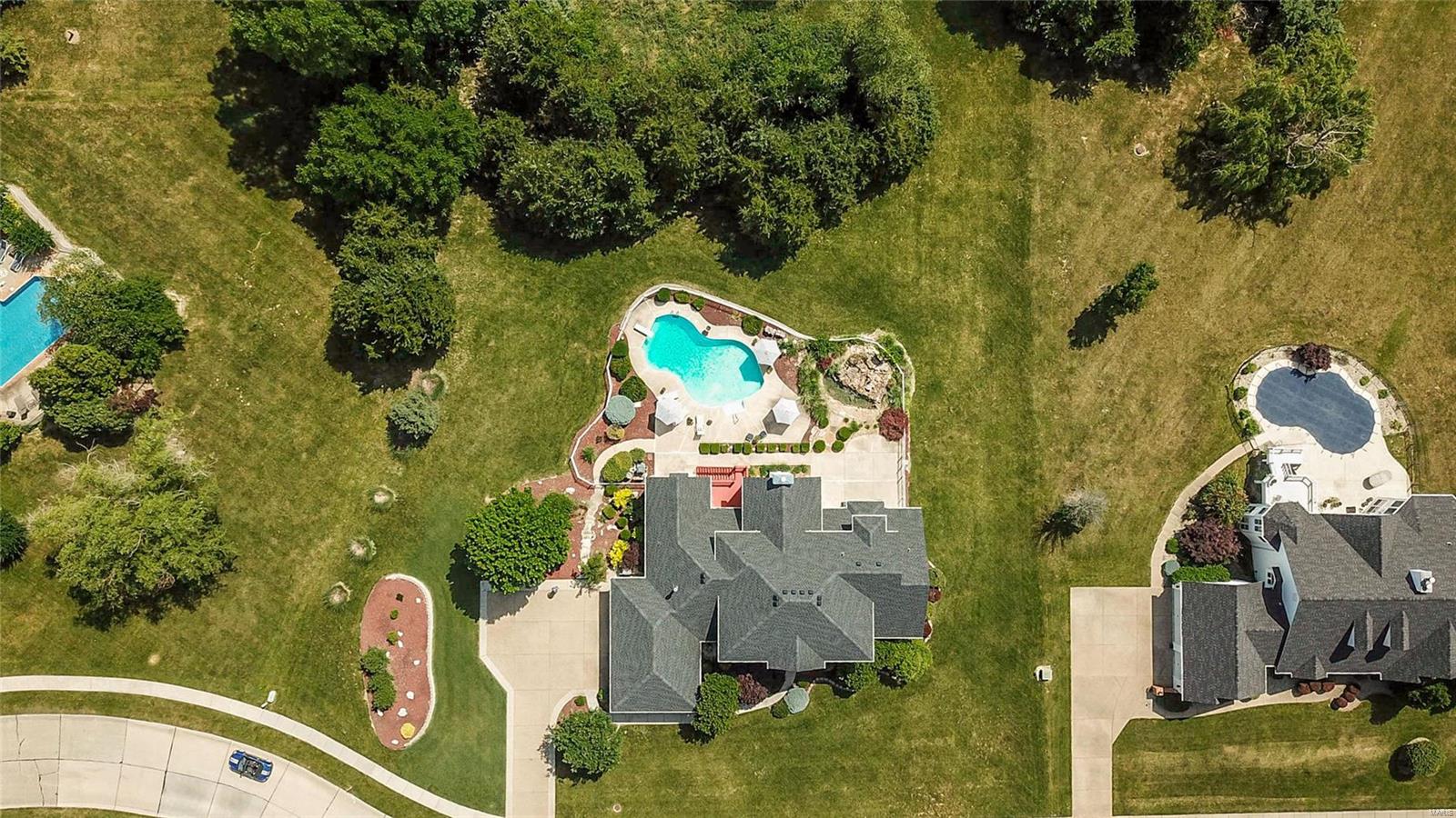 240 Camelot Drive Weldon Spring, MO 63304 - Photo 2 of 65 Gallery Image 2