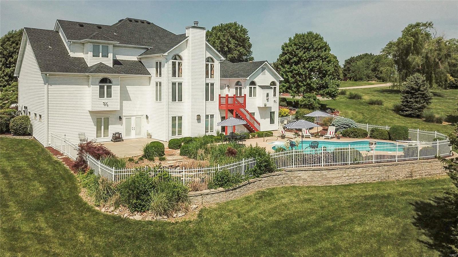 240 Camelot Drive Weldon Spring, MO 63304 - Photo 3 of 65 Gallery Image 3