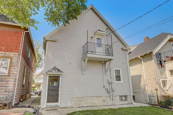 $1,750 | 3667 East Layton Avenue, Unit 3667A, Cudahy, WI 53110