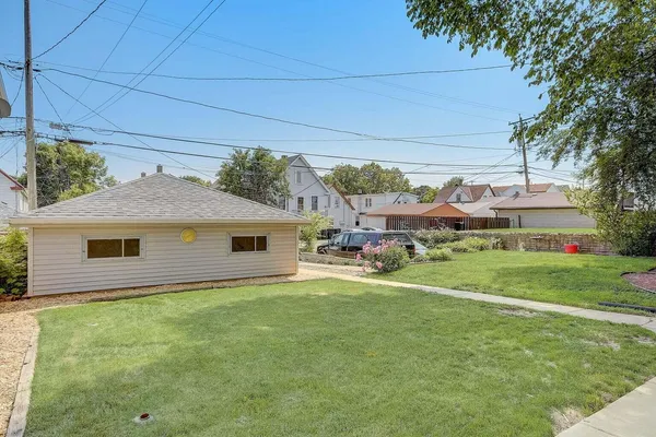 $1,750 | 3667 East Layton Avenue, Unit 3667A, Cudahy, WI 53110