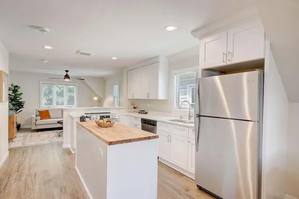 $1,750 | 3667 East Layton Avenue, Unit 3667A, Cudahy, WI 53110