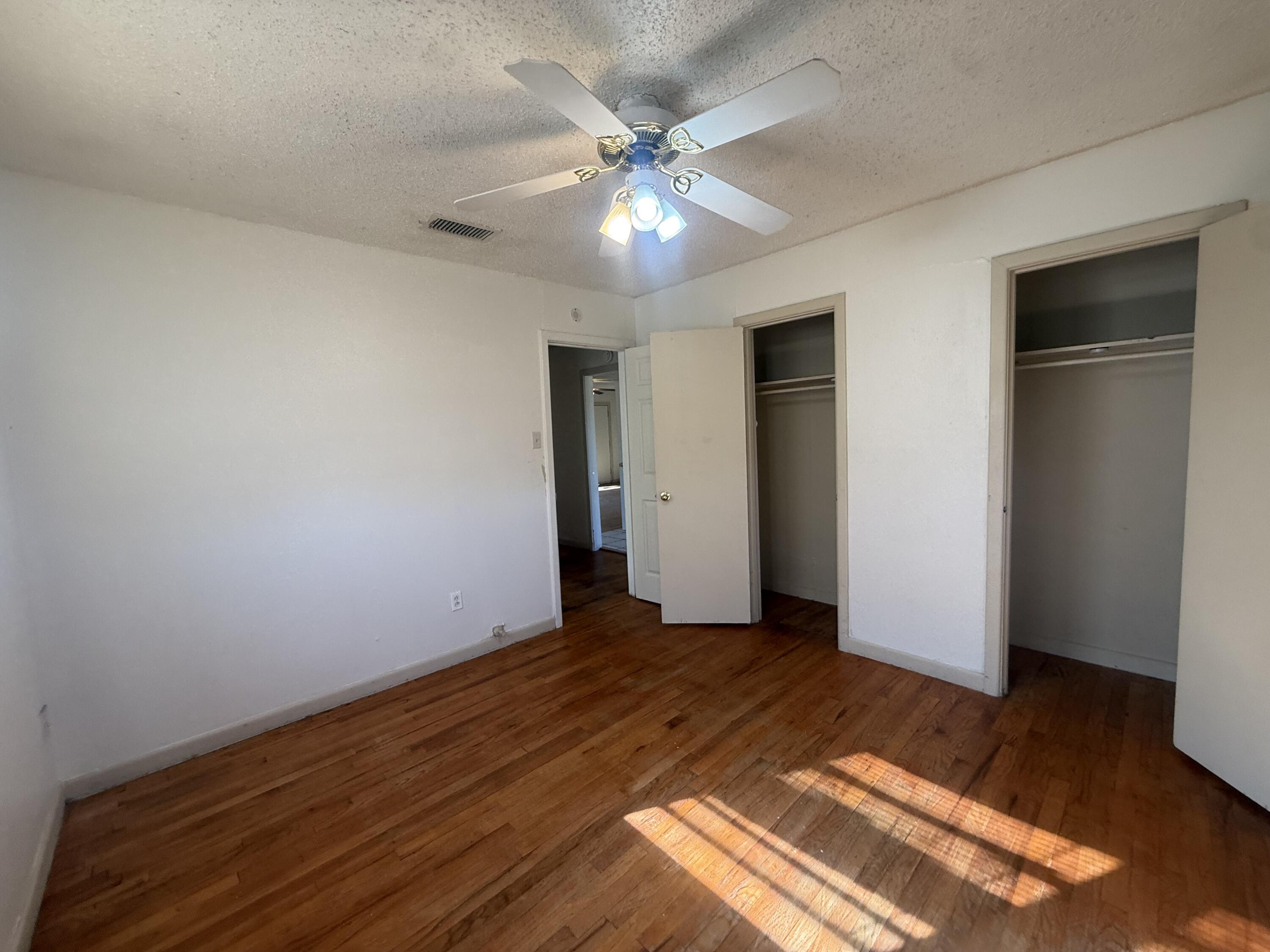 4913 40th Street Lubbock, TX 79414 - Photo 12 of 25 70567784-B103-42CA-AD4B-297080180DE7