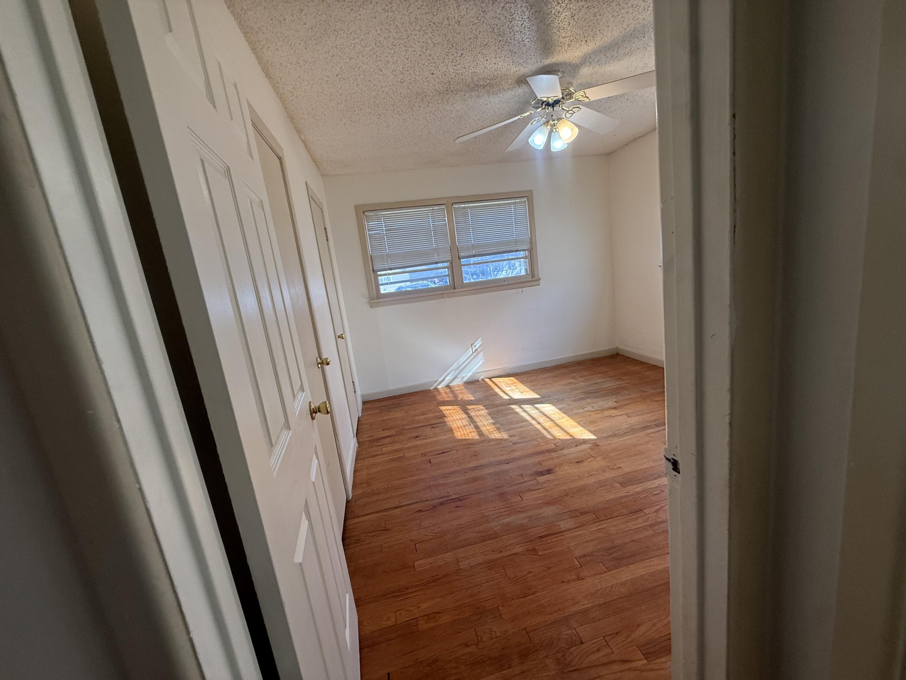 4913 40th Street Lubbock, TX 79414 - Photo 22 of 25 IMG_5716
