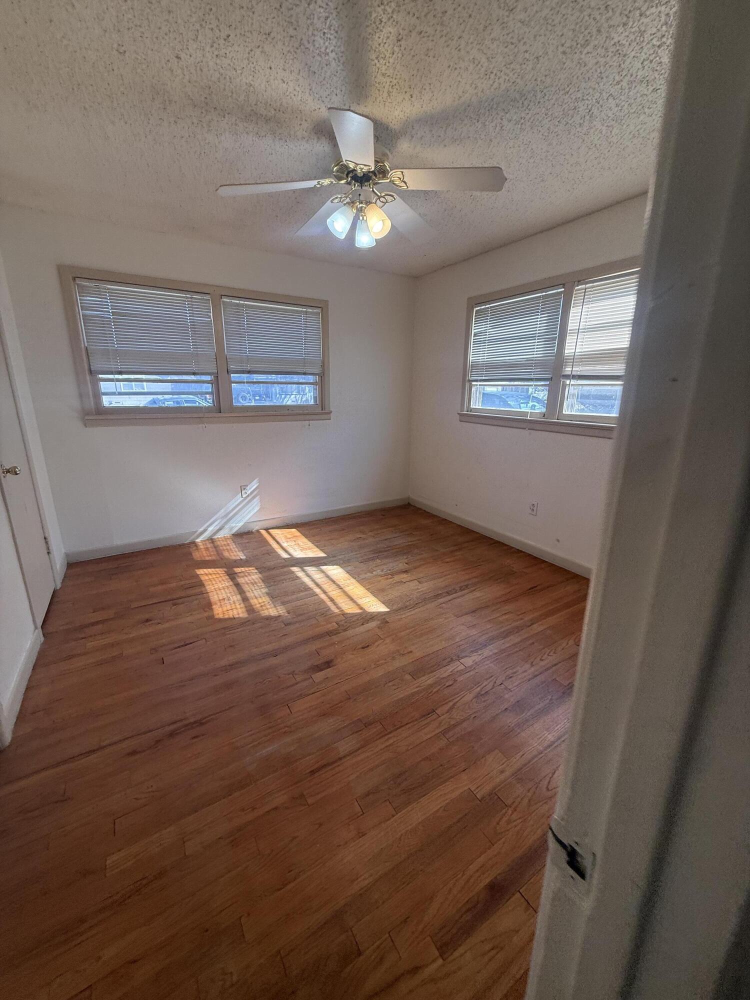 4913 40th Street Lubbock, TX 79414 - Photo 10 of 25 5FC51E33-34F2-4D8B-8A2A-D1187128640D