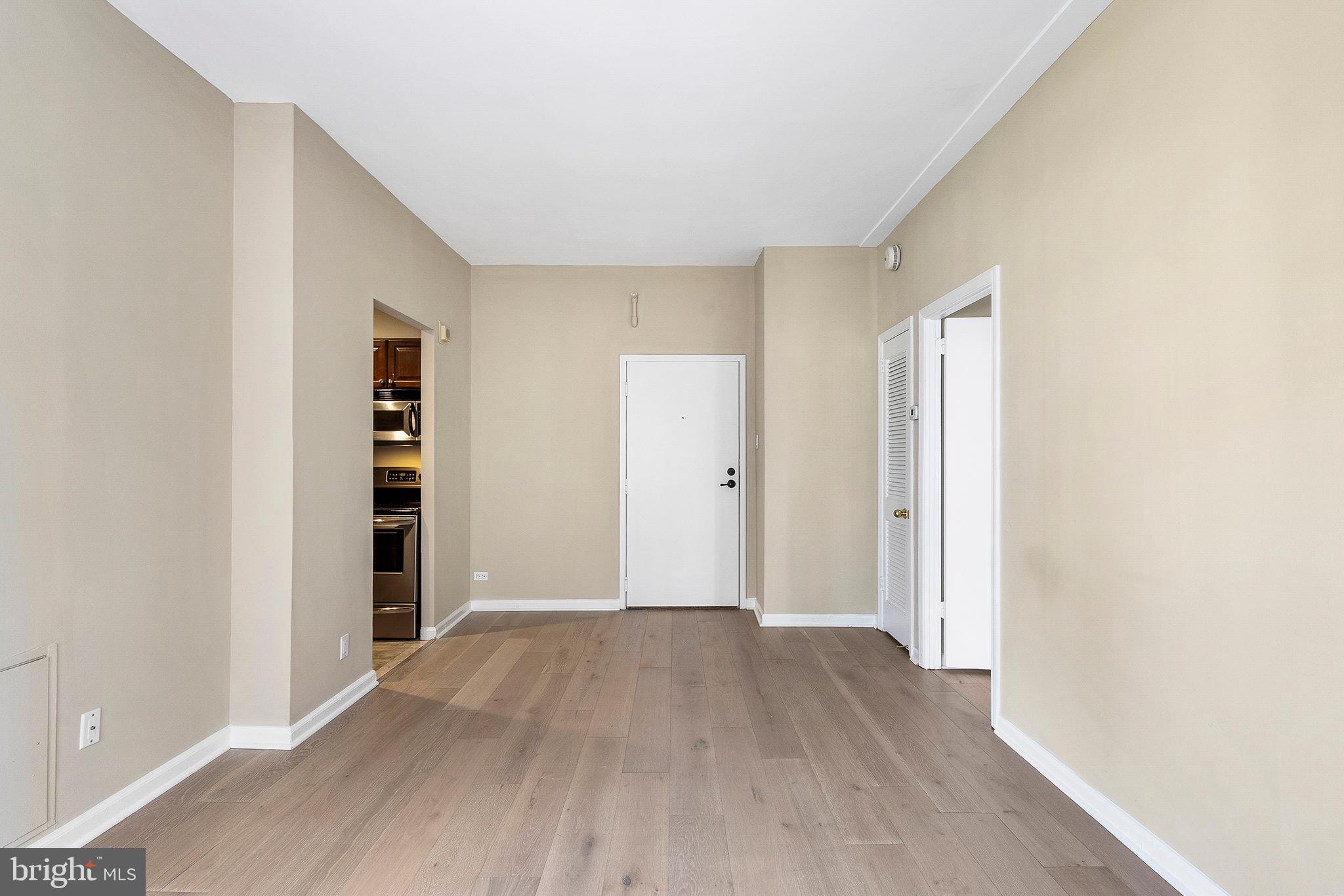 222 West Rittenhouse Square, Unit 1802 Philadelphia, PA 19103 - Photo 4 of 31