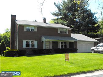 1618 Meadowlark Road Wyomissing, PA 19610 - Photo 2 of 12 Exterior Front